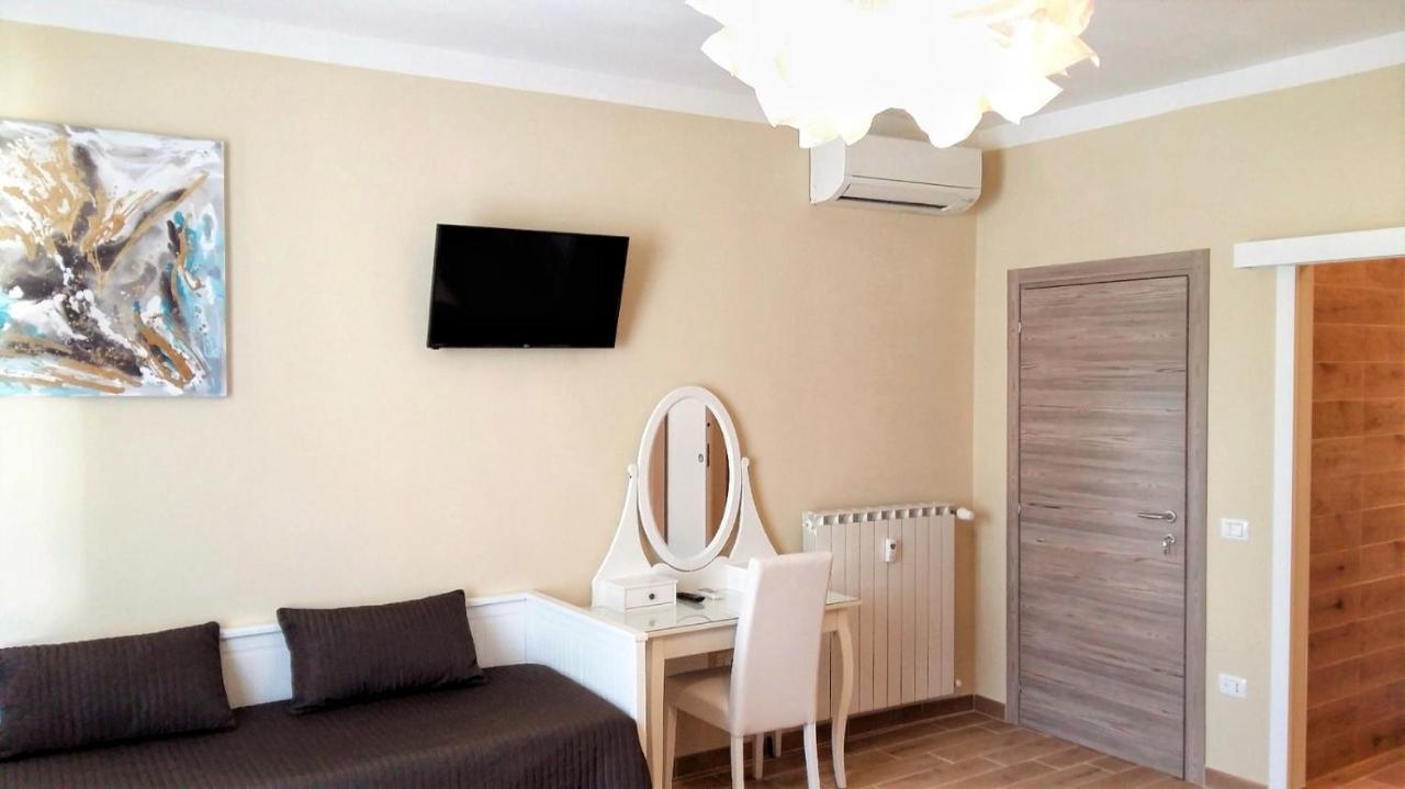 Pisa City Lodge Bagian luar foto
