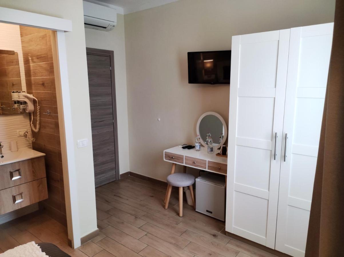 Pisa City Lodge Bagian luar foto